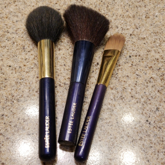 Vintage Estee Lauder brushes - Picture 3 of 3